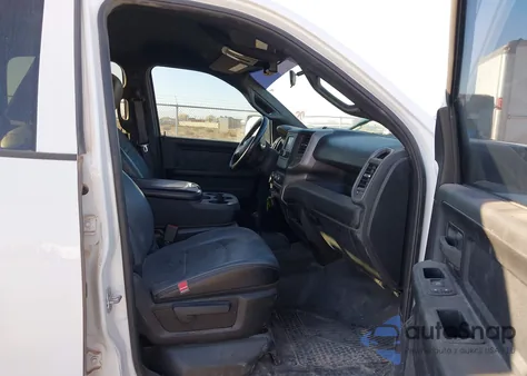 2022 Ram 2500 Tradesman 4X4 8' Box from USA, damaged, VIN 3C6UR5HJXNG354426